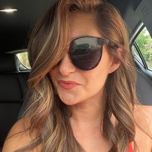 Meet your Posher, Ally